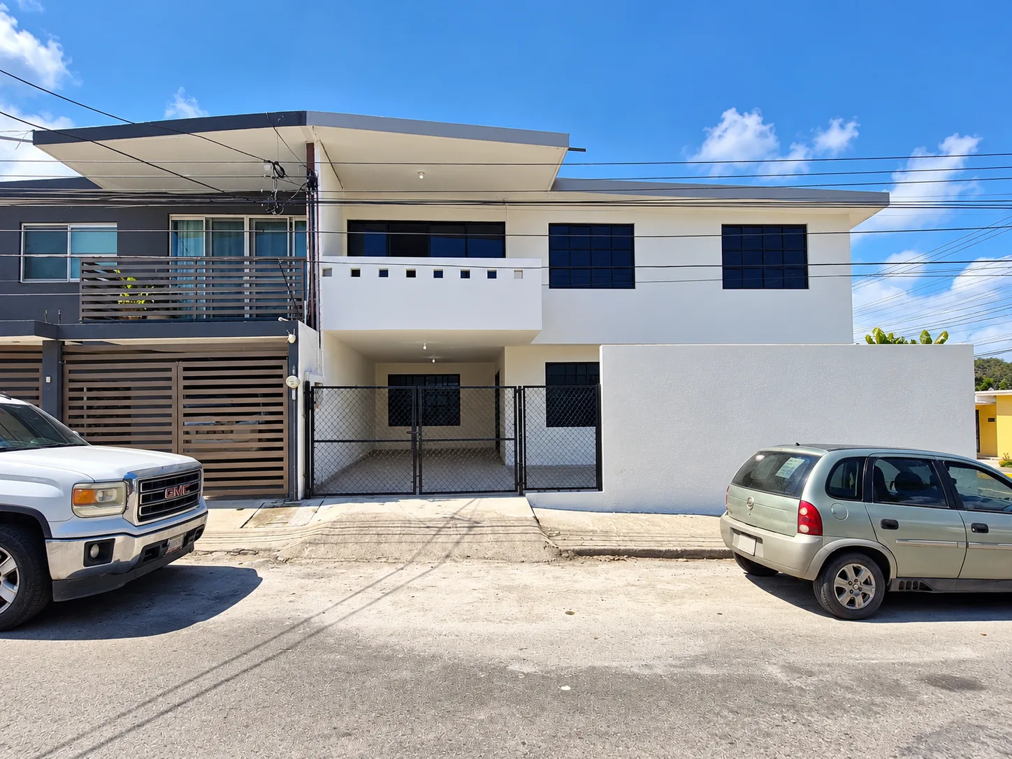 CASA EN RENTA PETROLERA